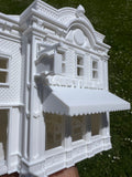Gold Rush Bay HO-Scale Main Street Candy Palace Store w/Interiors Victorian Built 1:87