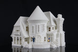 Gold Rush Bay Tudor Style "Castle House" White HO-Scale 1:87 INCLUDING INTERIORS