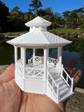 Miniature Opening White HO-Scale Stars Hollow Gazebo Victorian Built Assembled