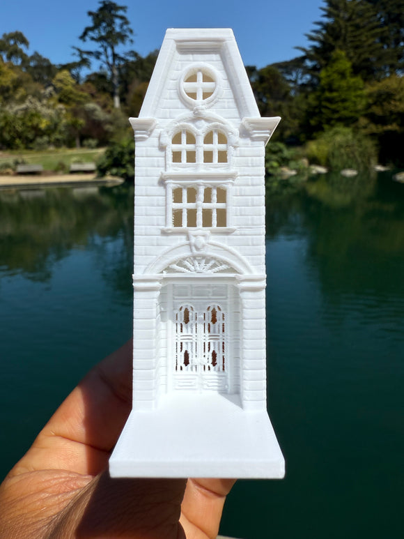 Miniature N-Scale Victorian World Main Street Emporium Shop 2 Assembled White 1:160 by Gold Rush Bay