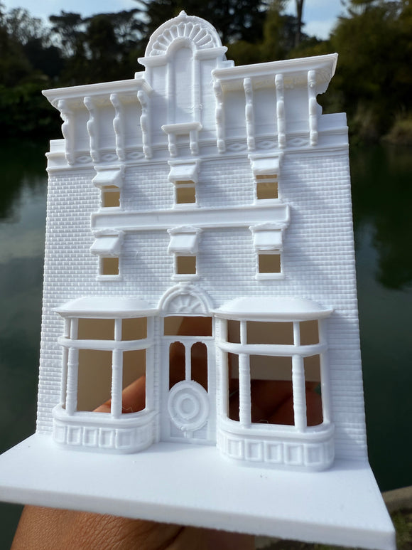 Miniature HO-Scale Victorian World Main Street Gazette Building Assembled White 1:87 by Gold Rush Bay