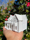 Miniature White HO-Scale Stars Hollow Kim’s Antiques Store Victorian Built Assembled