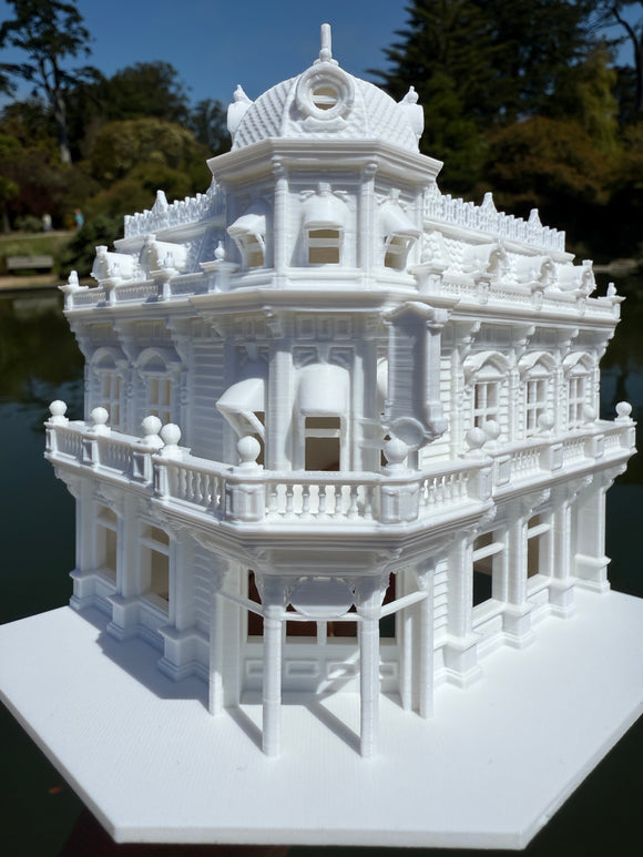 Miniature HO-Scale Victorian World Main Street Vicky’s Restaurant Shop Assembled White 1:87 by Gold Rush Bay