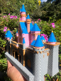 COLOR Miniature Neuschwanstein Sleeping Castle Miniature #40 White HO-Scale Fantasy Theme Beauty!