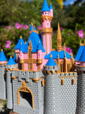 COLOR Miniature Neuschwanstein Sleeping Castle Miniature #40 White HO-Scale Fantasy Theme Beauty!