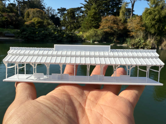 Small Miniature N-Scale World Victorian Main Street Station Platform 1:150 Model