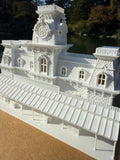 Miniature Bundle HO-Scale World Victorian Main Street Station + Platform 1:87 Model