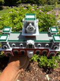 COLOR Miniature World Victorian Main Street Station Depot Model