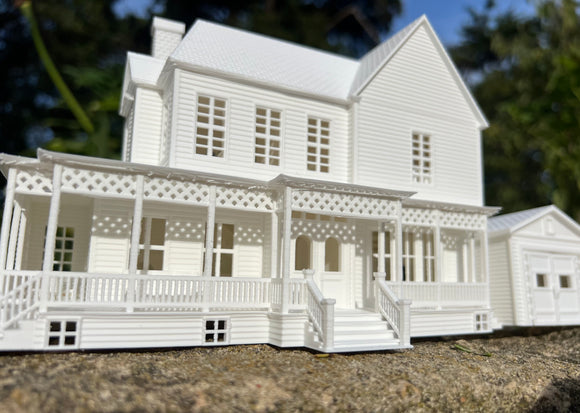 Miniature HO-Scale Lorelai House plus Garage Victorian Mansion Stars Hollow Built Assembled (Shell)