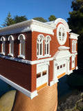 COLOR Miniature HO-Scale Radiator Route 66 Courthouse Springs Red’s Building Assembled 1:87  by Gold Rush Bay