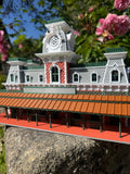 COLOR HO Scale Detailed Miniature World Main Street Victorian Station Platform 12 inches