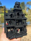 Black Miniature Haunted Halloween House/Mansion Victorian House 1:87 HO Scale