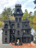 Opening Black HO-Scale Miniature #37 Addams Family Mansion Wednesday Victorian House Built 1/87 built with Hinge