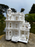 N-Scale Victorian Miniature #14 Captain Hightower Mansion 1:160 White w/INTERIORS