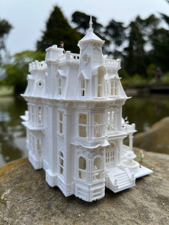 HO-Scale Victorian Miniature #14 Captain Hightower Mansion 1:87 White w/INTERIORS