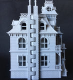 Gray Miniature Haunted Halloween House/Mansion Victorian House 1:87 HO Scale