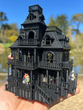 Black Miniature Haunted Halloween House/Mansion Victorian House 1:87 HO Scale