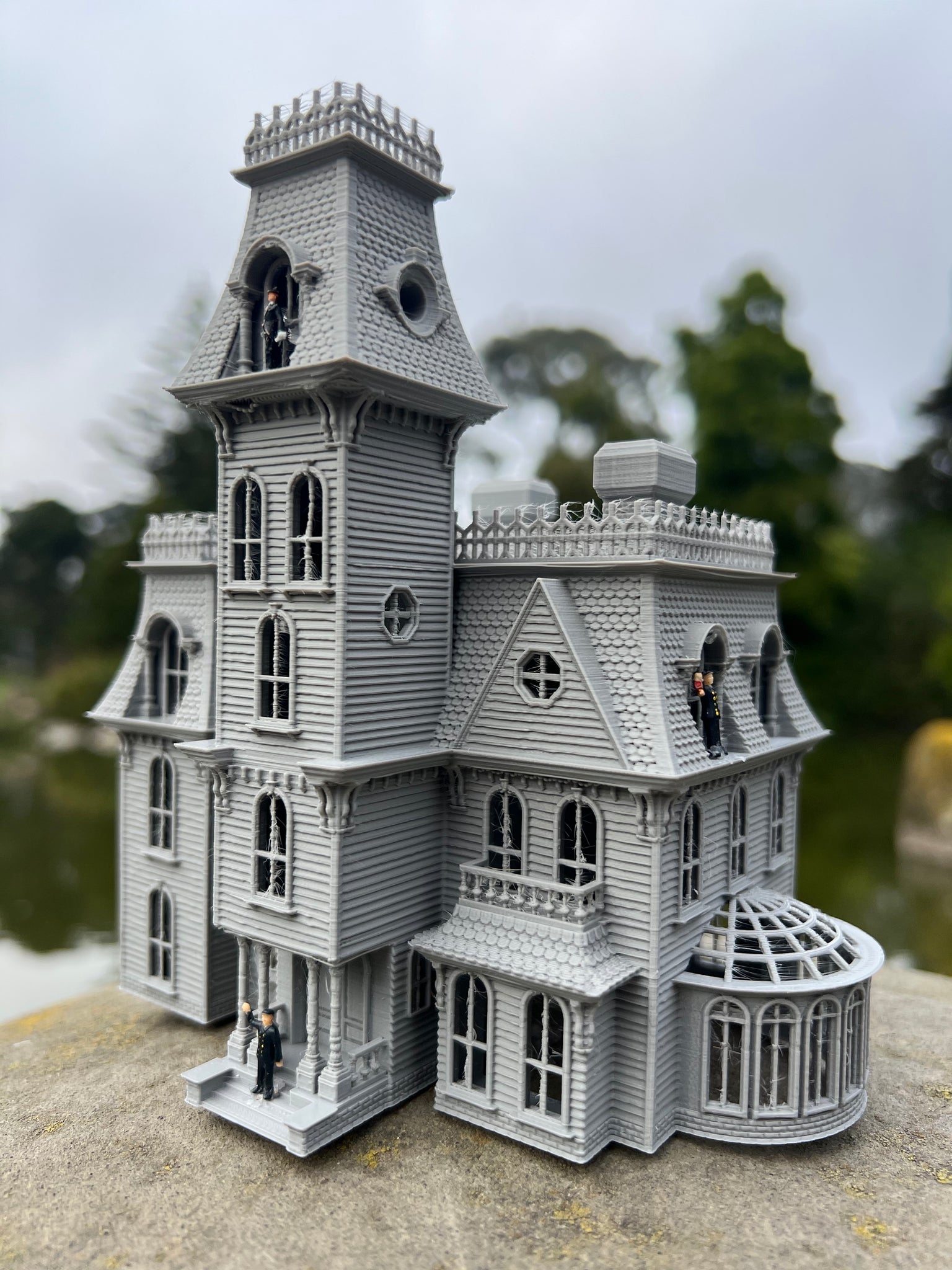 Small Gray Miniature #37 N-Scale Addams Family Mansion Wednesday Victo –  Gold Rush Bay