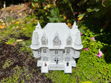 Gold Rush Bay Miniature Château Sams French Mansion 1:160 (N-Scale) House Assembled & Built