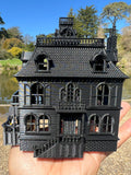 Black Miniature Haunted Halloween House/Mansion Victorian House 1:87 HO Scale