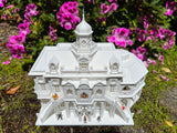 Miniature HO-Scale Port Royal Estate of New Orleans Assembled w/ Interiors by Gold Rush Bay 1:87