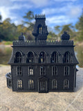 Black N-Scale Miniature #37 Addams Family Mansion Wednesday Victorian House Built 1/160