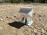 Small N-Scale Miniature#35 Shady Rest Stop Petticoat White 1:150 Gold Rush Bay