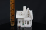 Gold Rush Bay Small Miniature Carl's Victorian House N-Scale 1:150 includes interiors